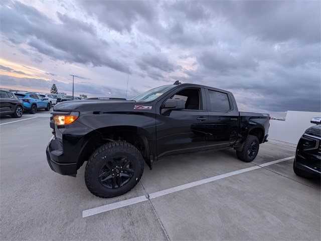 2026 Chevrolet Silverado 1500 Custom Trail Boss photo 3