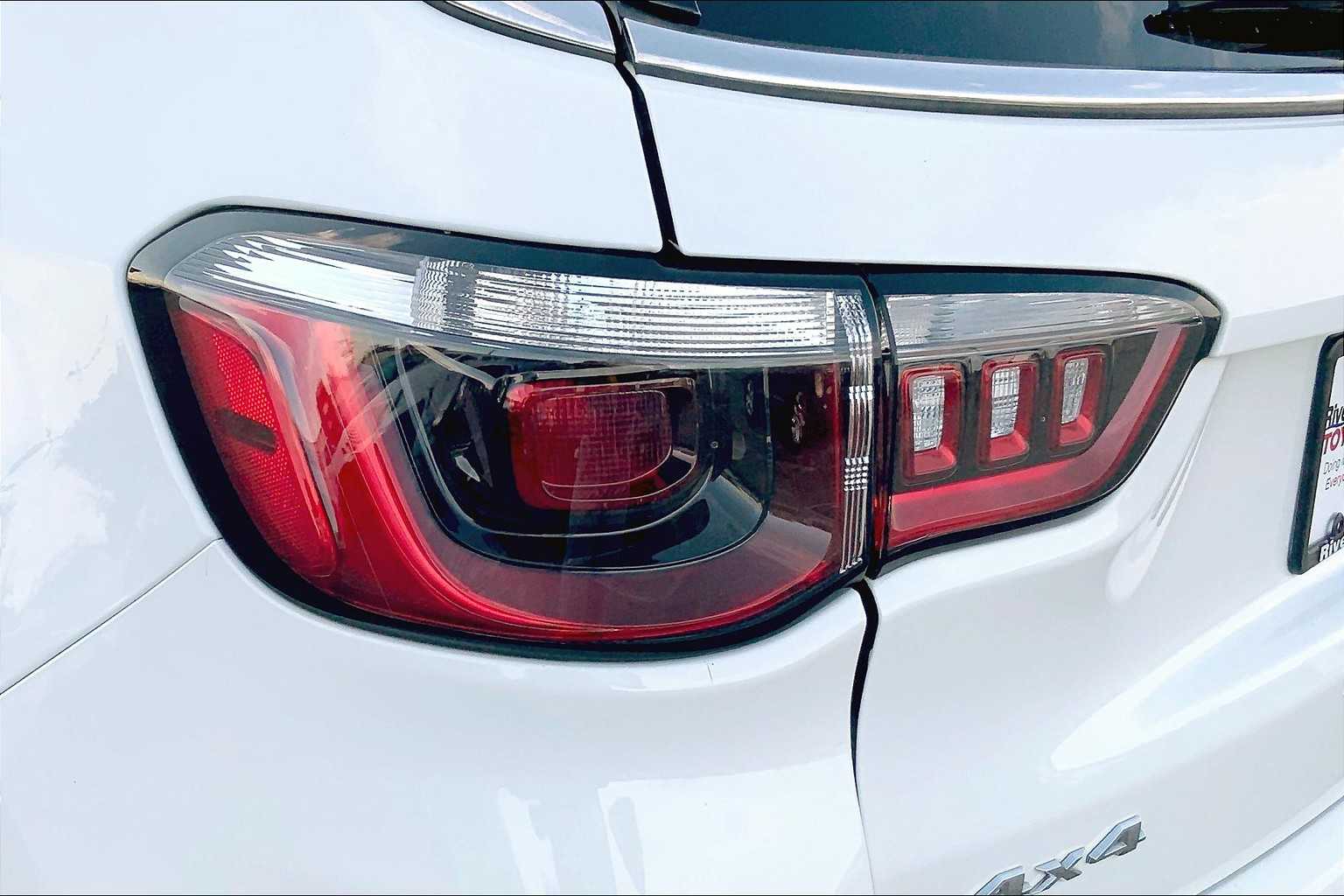 2024 Jeep Compass Latitude photo 26