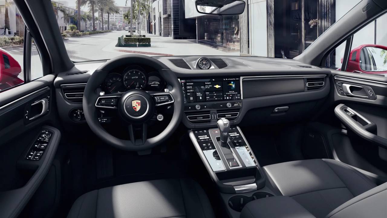 2025 Porsche Macan GTS photo 5