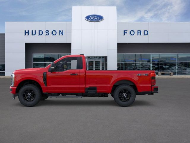 2025 Ford F-350 XL photo 3