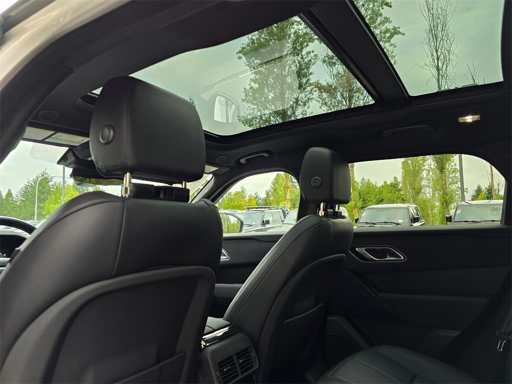 2025 Land Rover Range Rover Velar S photo 25