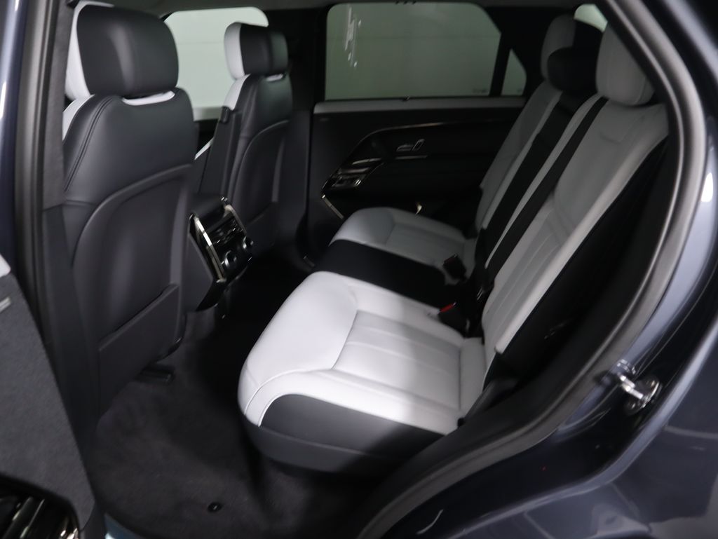 2025 Land Rover Range Rover Sport Autobiography photo 19