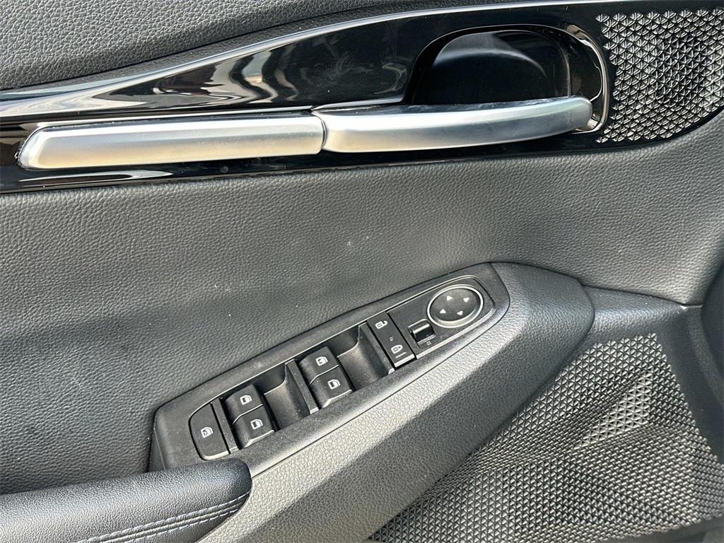2022 Kia Seltos Nightfall Edition photo 8