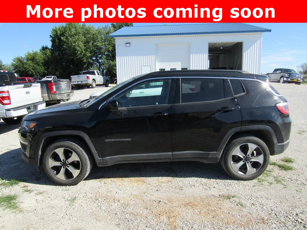 Used 2017 Jeep All-New Compass Latitude with VIN 3C4NJDBB3HT664610 for sale in Kansas City