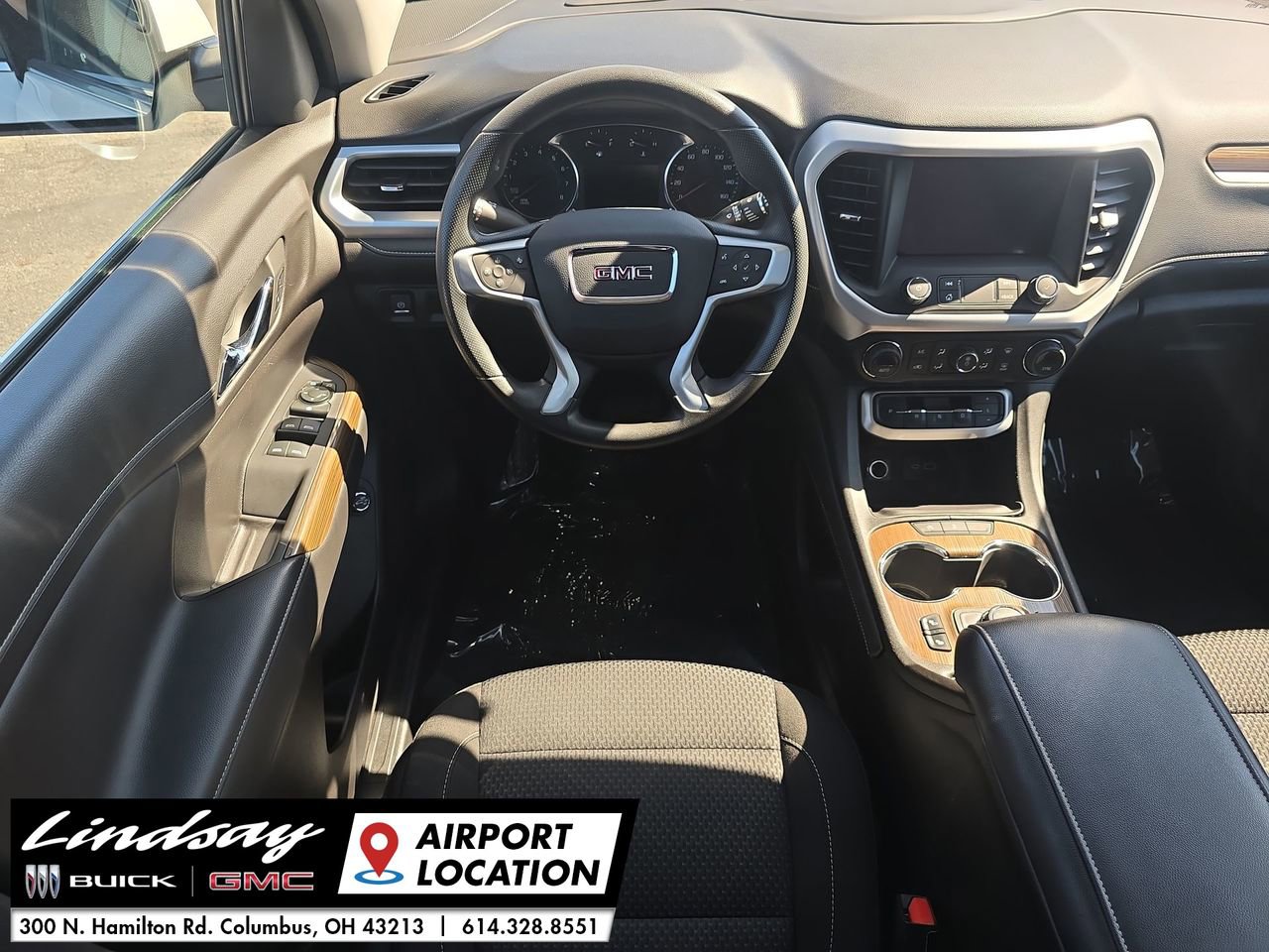 2023 Gmc Acadia SLE photo 18