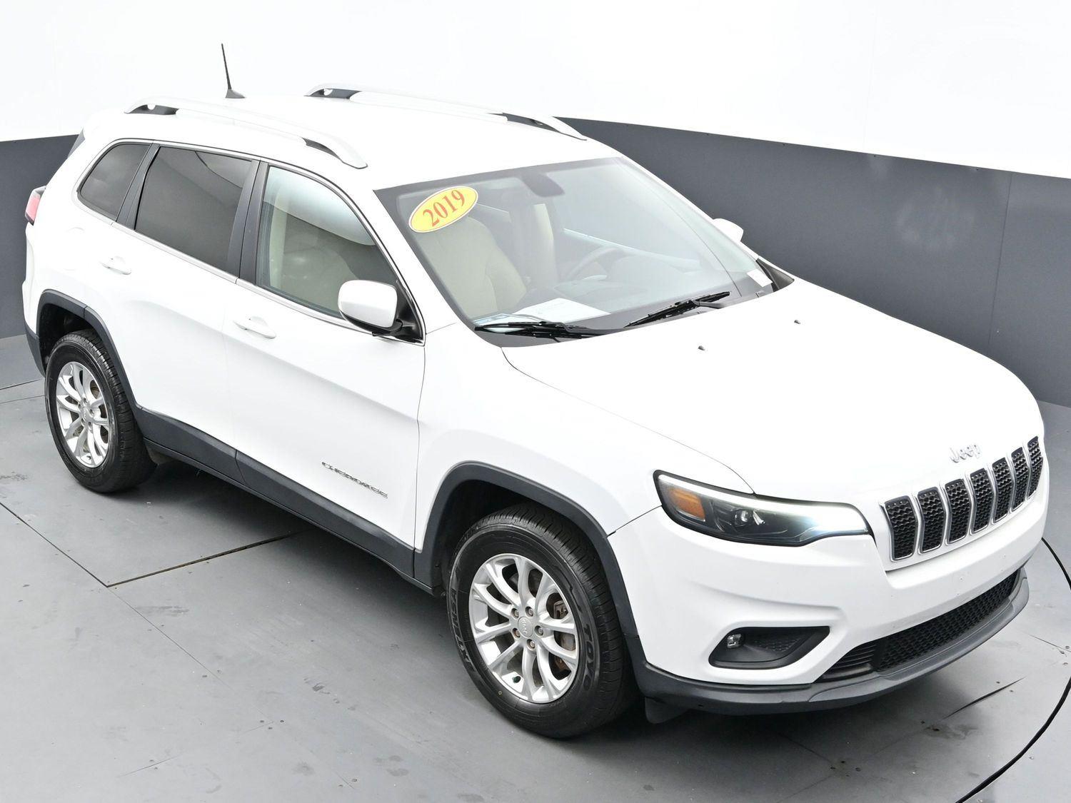2019 Jeep Cherokee Latitude photo 33