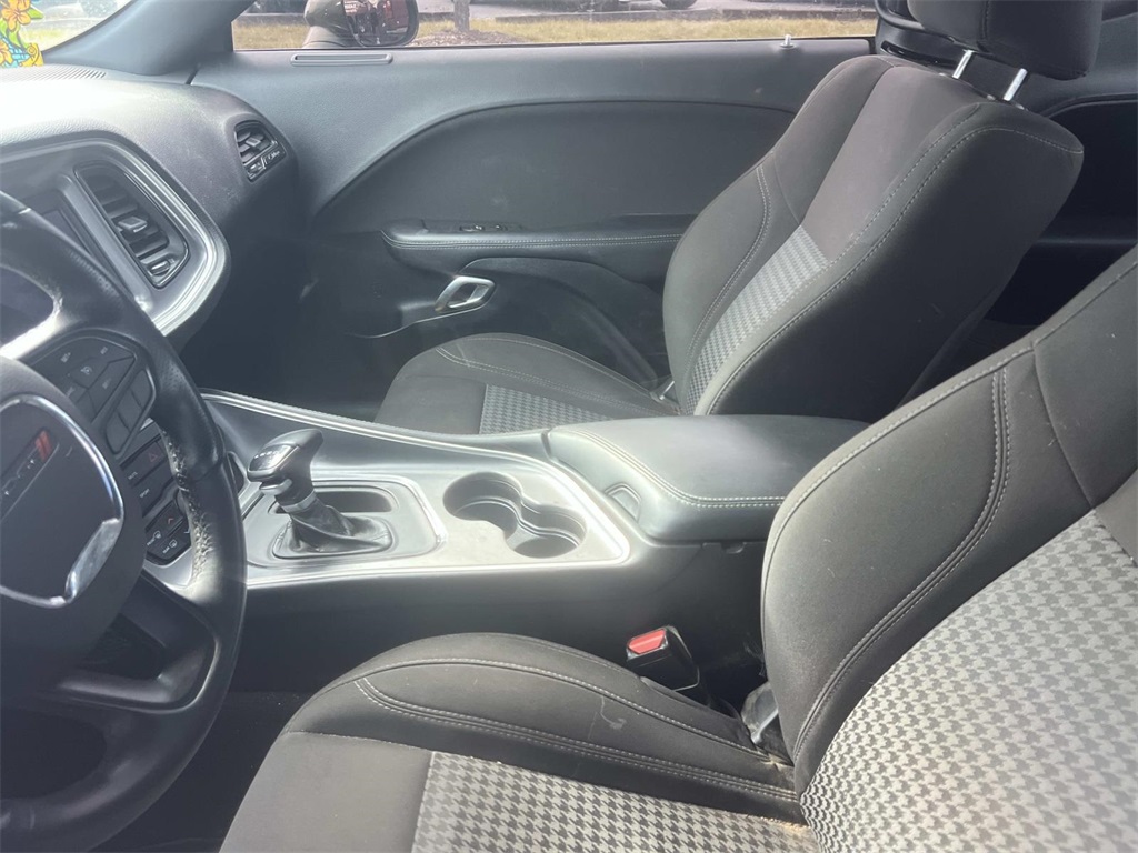 2020 Dodge Challenger SXT photo 19