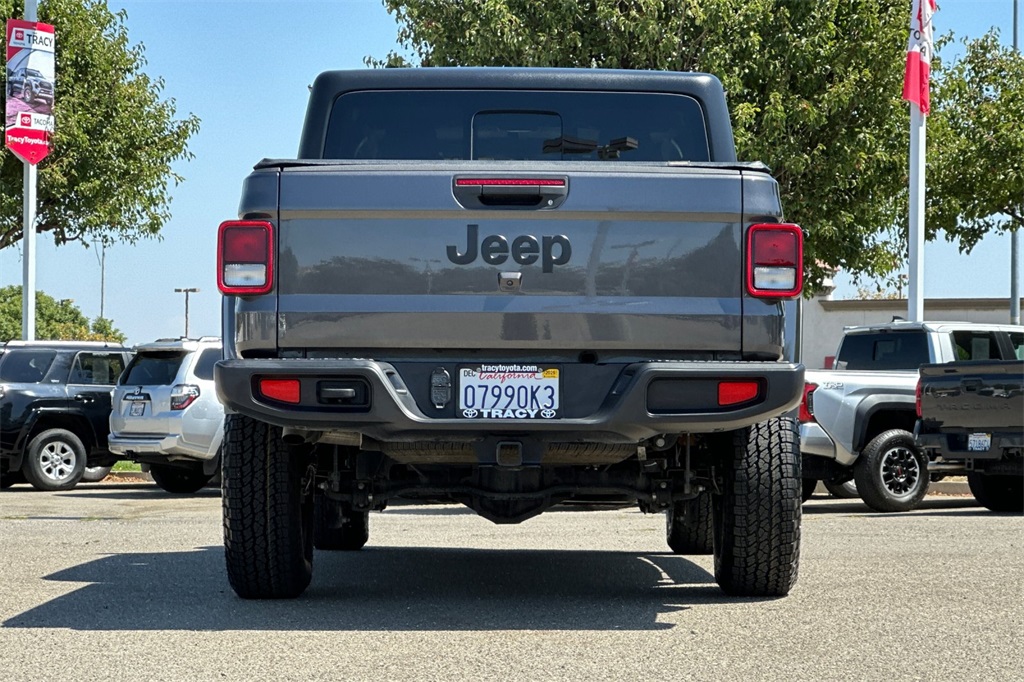 2021 Jeep Gladiator Sport photo 4
