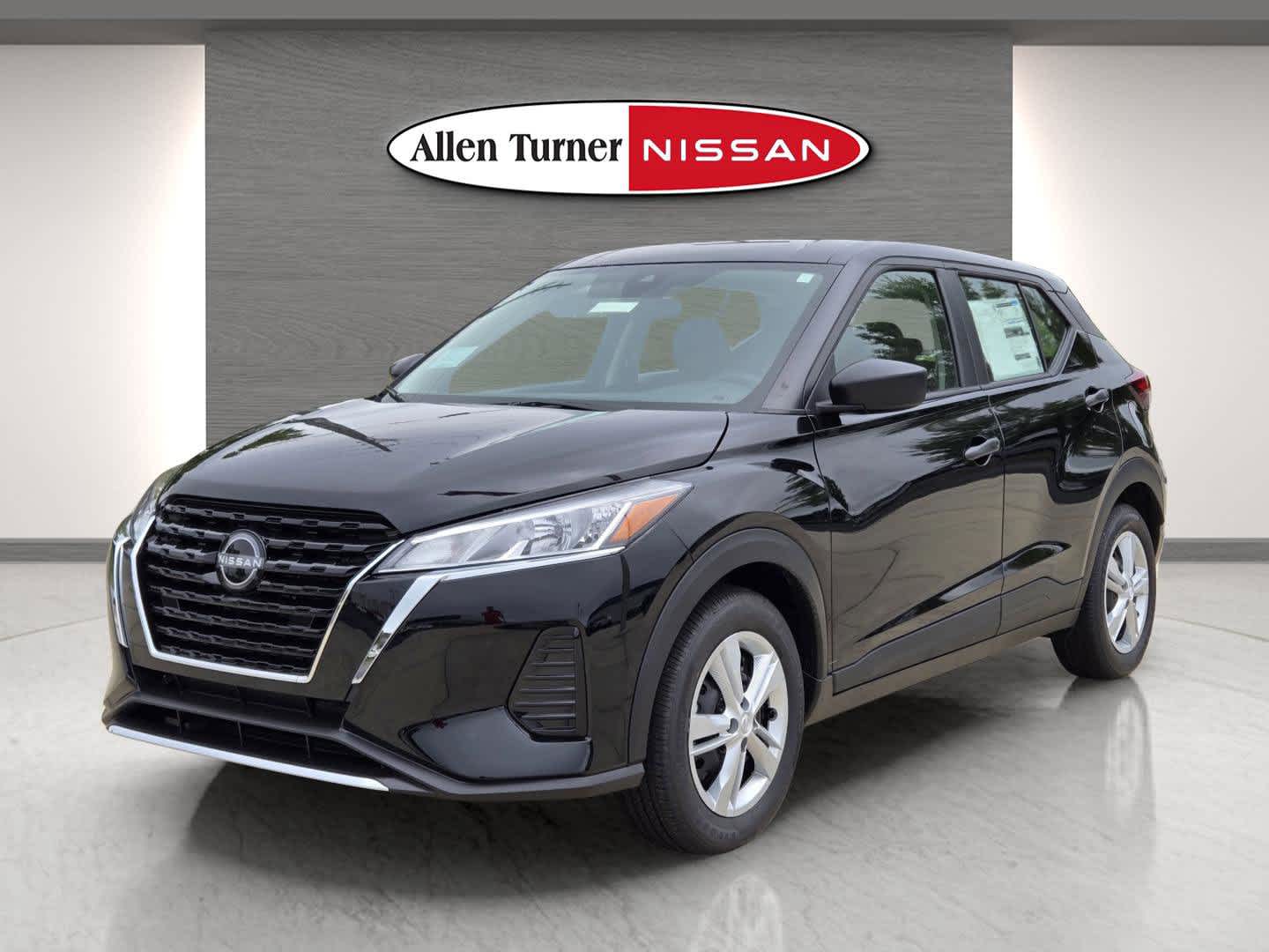 2025 Nissan Kicks Play S photo 3