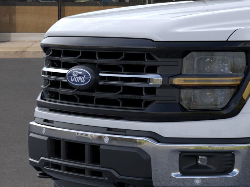 2025 Ford F-150 XLT photo 17