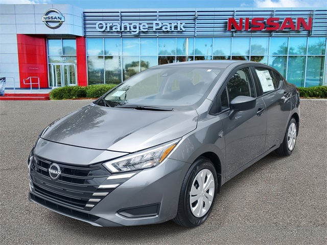2025 Nissan Versa S photo 4