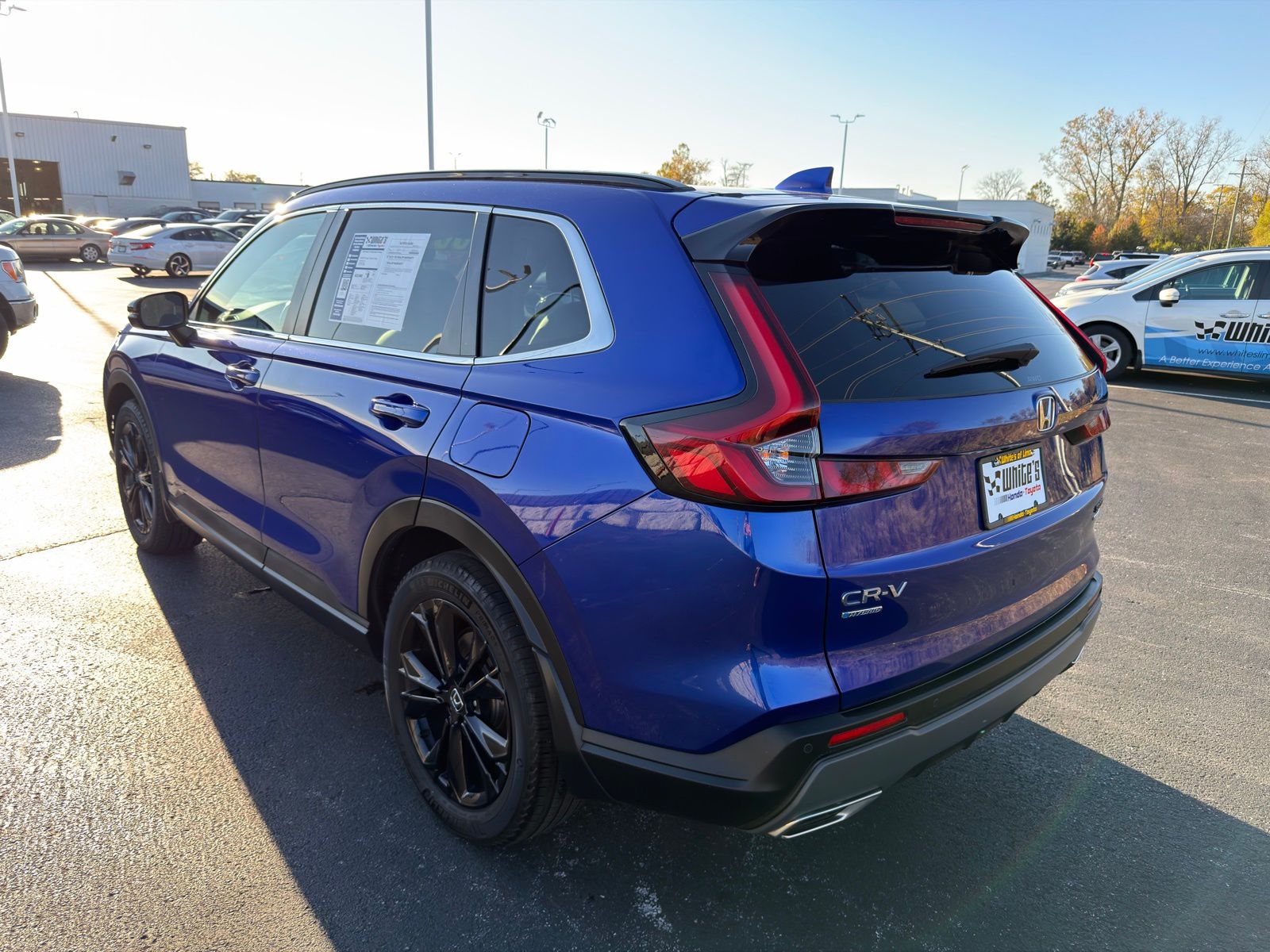 2024 Honda CR-V Hybrid Sport Touring photo 4