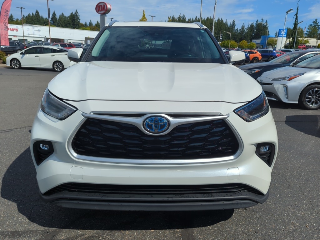 2021 Toyota Highlander Hybrid XLE photo 3
