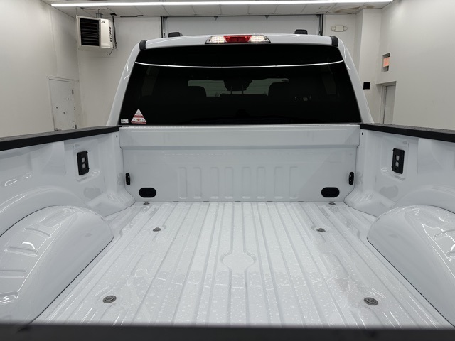 2026 Ford F-350 XLT photo 12