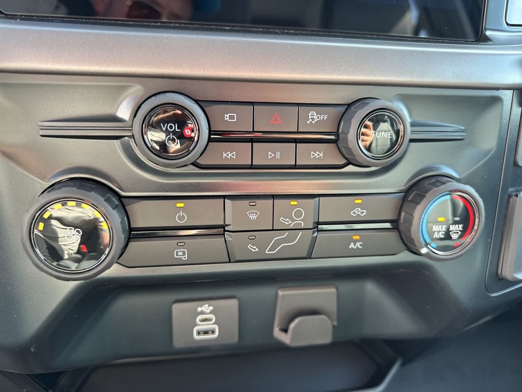 2025 Ford F-150 XL photo 25