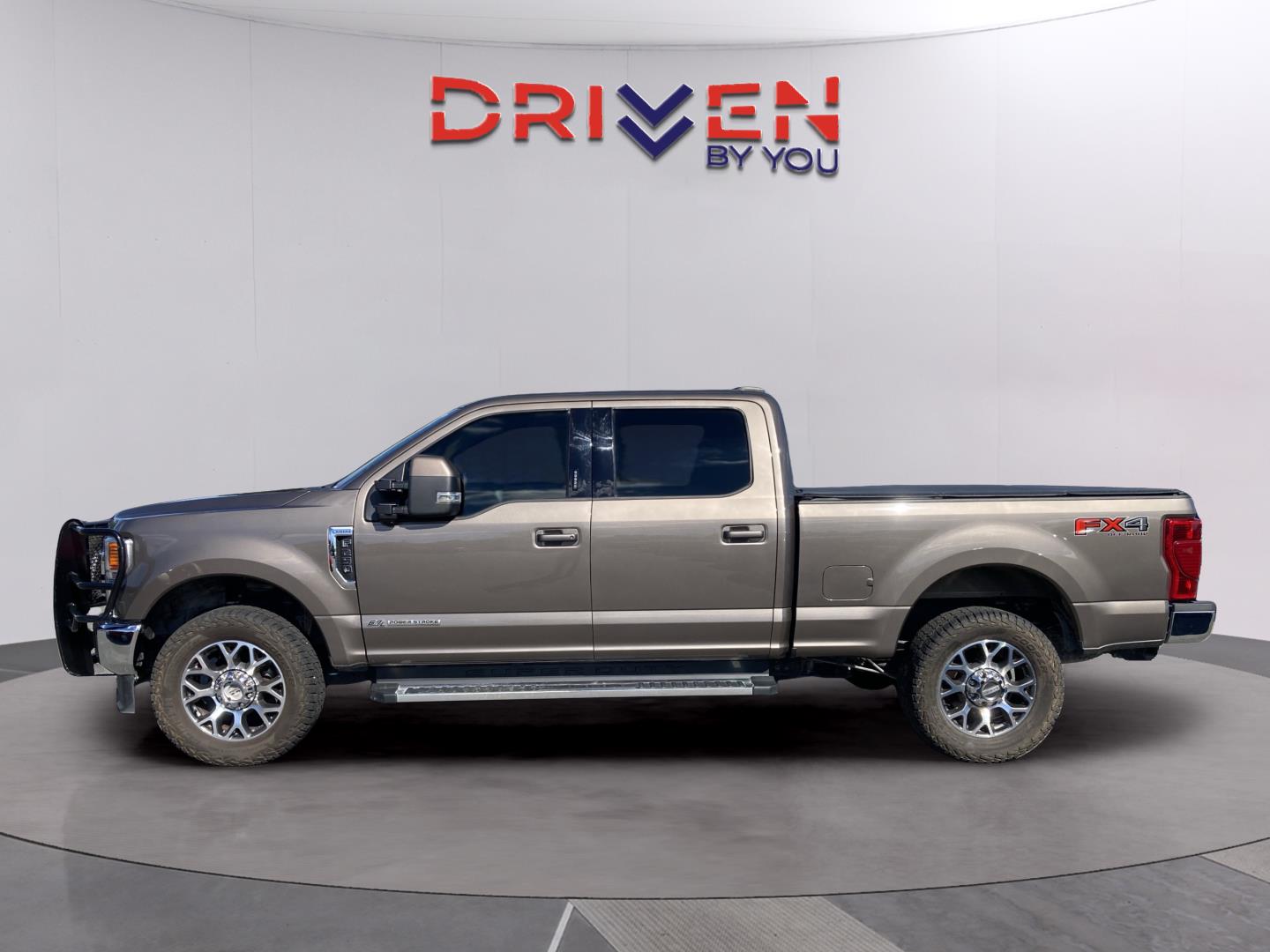 2022 Ford F-250 Lariat photo 3