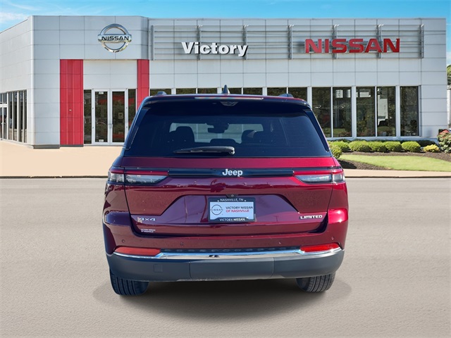 2024 Jeep Grand Cherokee Limited photo 4