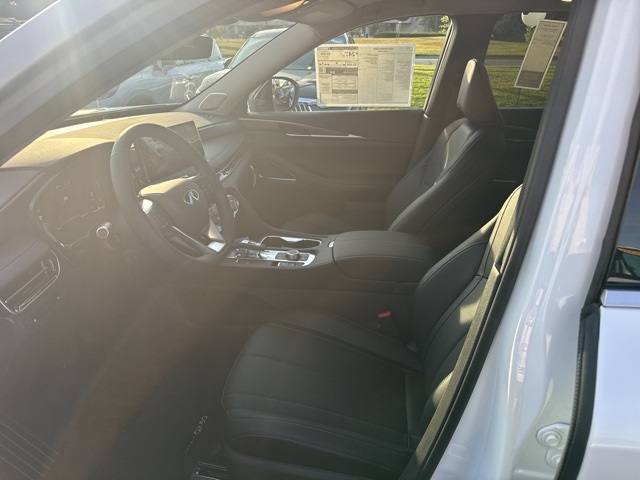 2026 Infiniti QX60 Luxe AWD photo 11