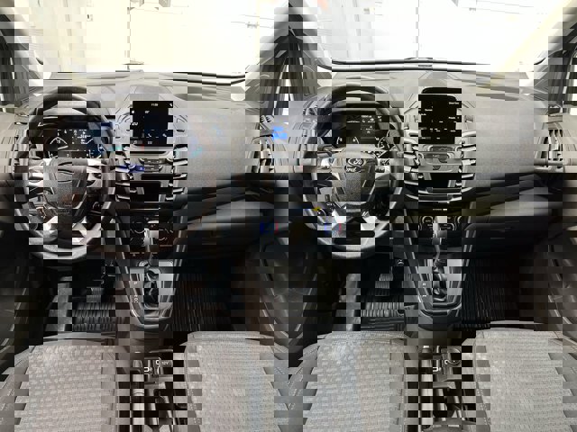 2020 Ford Transit XLT photo 4