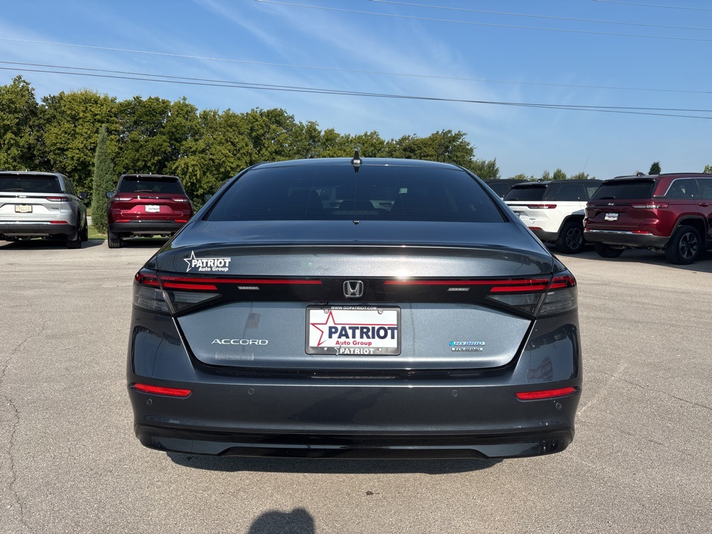 2024 Honda Accord Hybrid Touring photo 4
