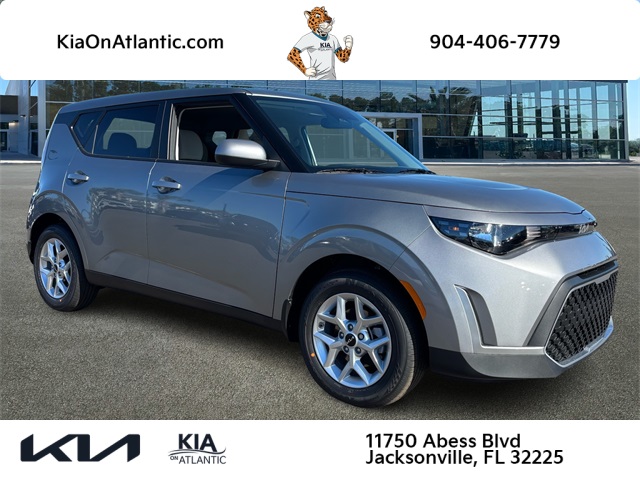 2025 Kia Soul LX's photo