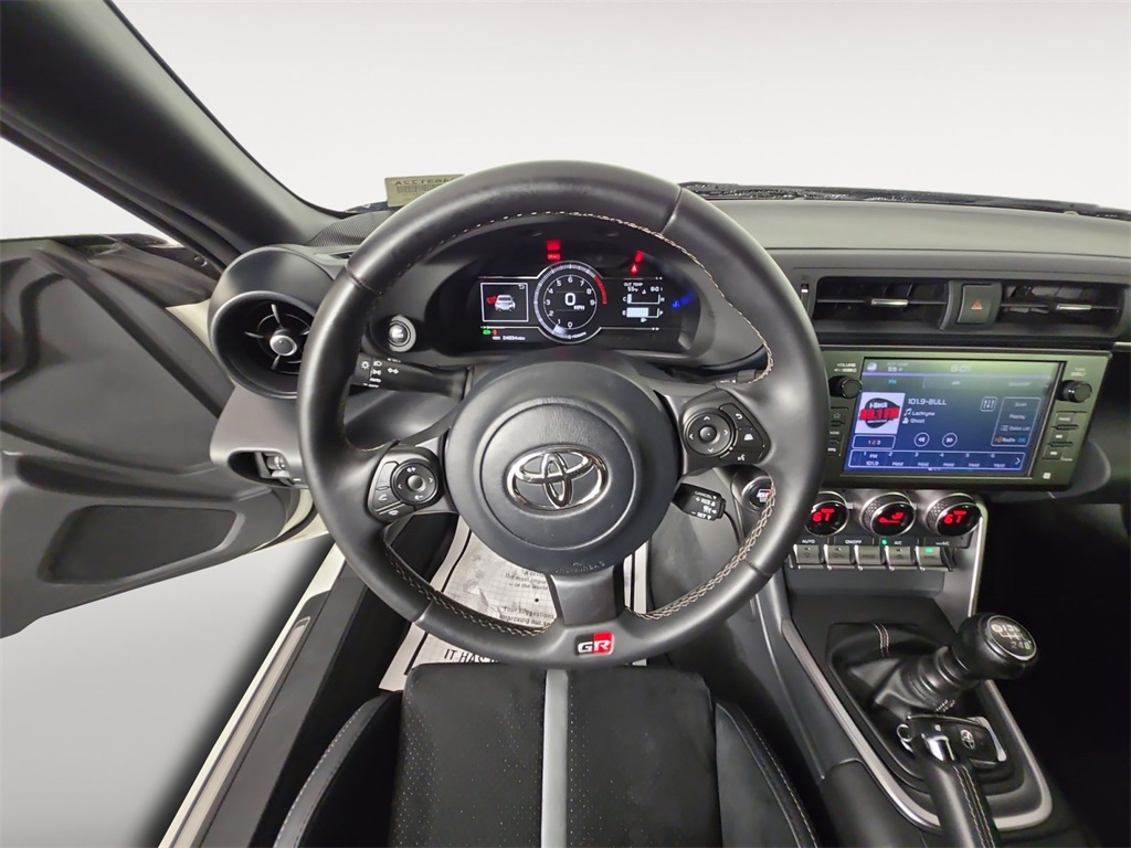 2024 Toyota GR86 Premium photo 12