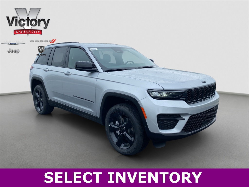 2025 Jeep Grand Cherokee Altitude's photo