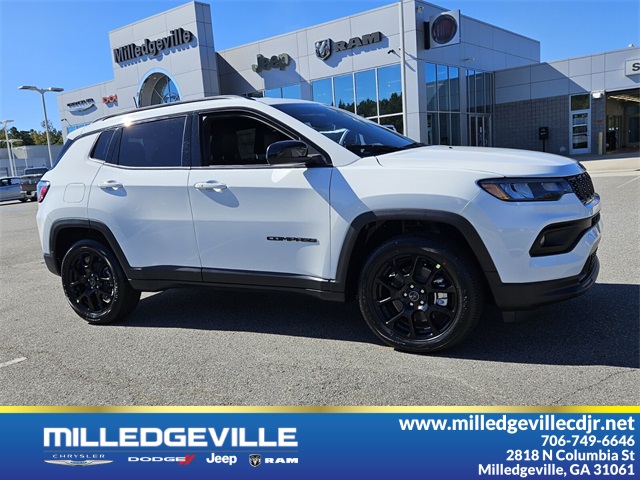 2026 Jeep Compass Altitude's photo