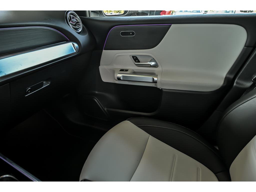2022 Mercedes Benz GLB 250 4MATIC photo 21