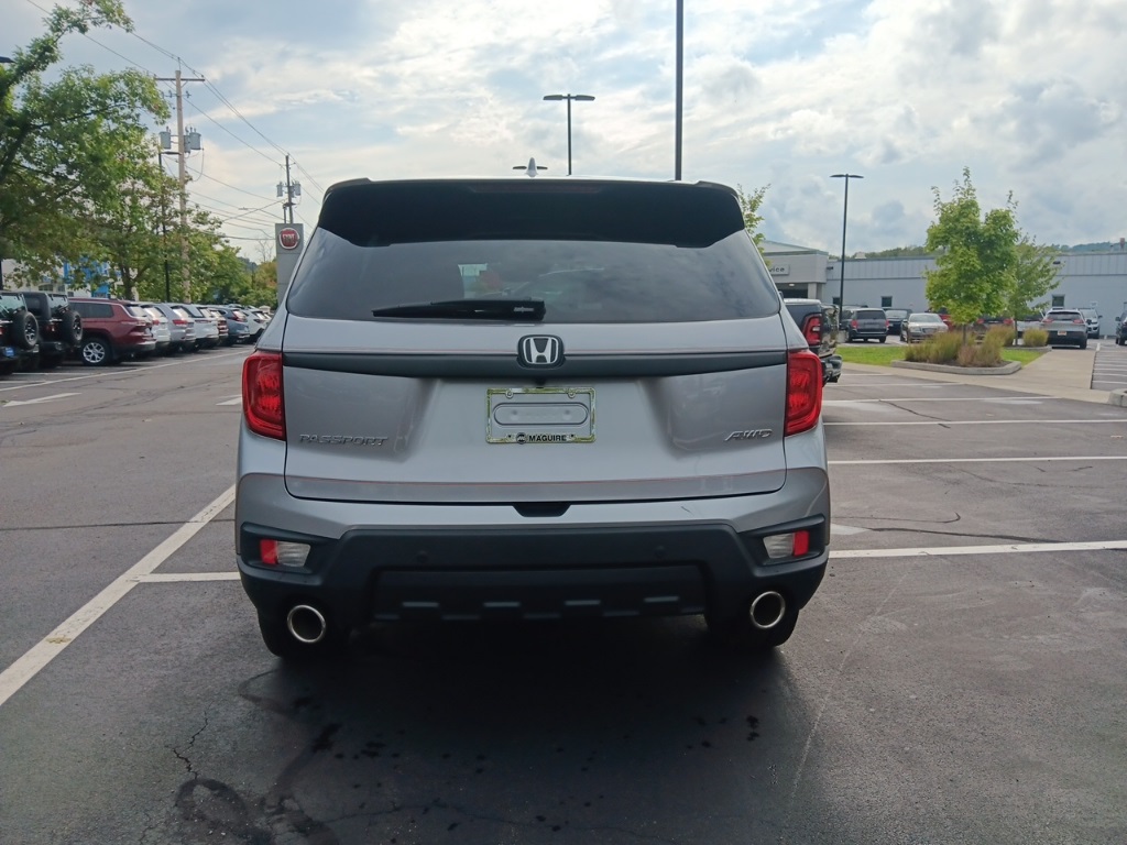 2022 Honda Passport EX-L photo 3