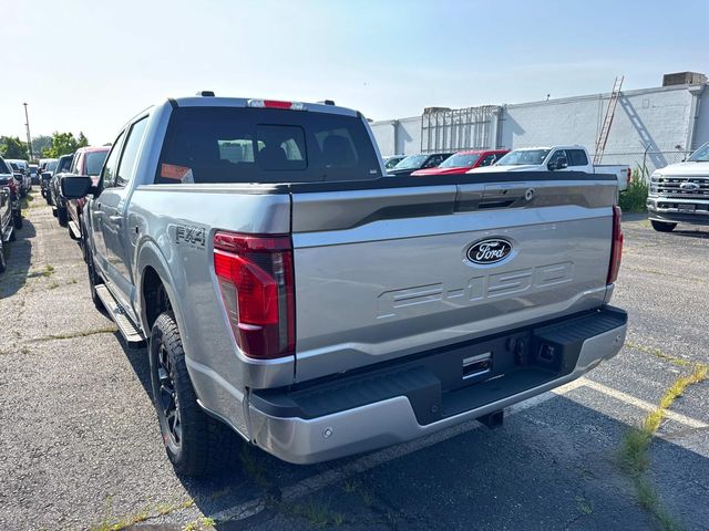 2025 Ford F-150 XLT photo 3