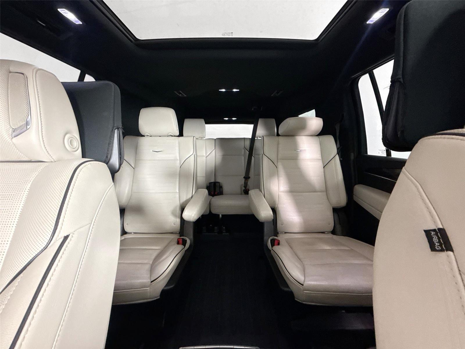 2021 Cadillac Escalade ESV Sport photo 12