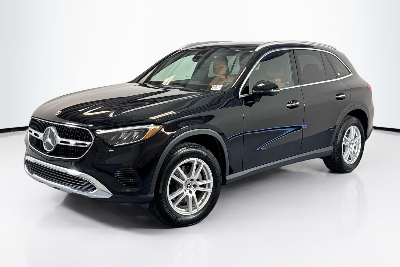 2023 Mercedes-Benz GLC Base's photo