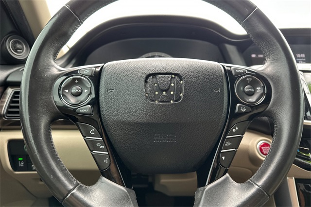 2016 Honda Accord EX-L V6 photo 25