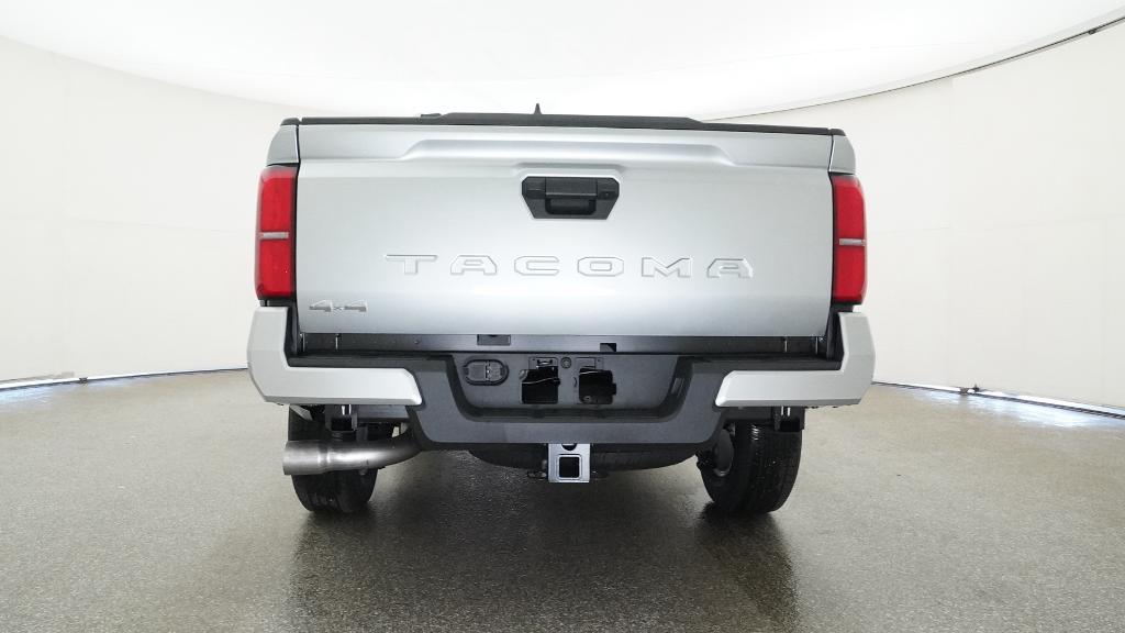 2025 Toyota Tacoma SR5 4x4 Double Cab photo 17