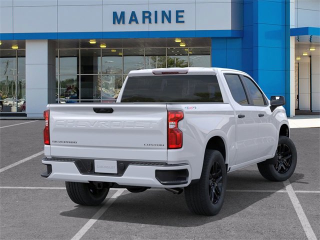 2026 Chevrolet Silverado 1500 Custom photo 3