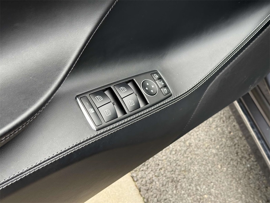 2021 Tesla Model S Long Range photo 26