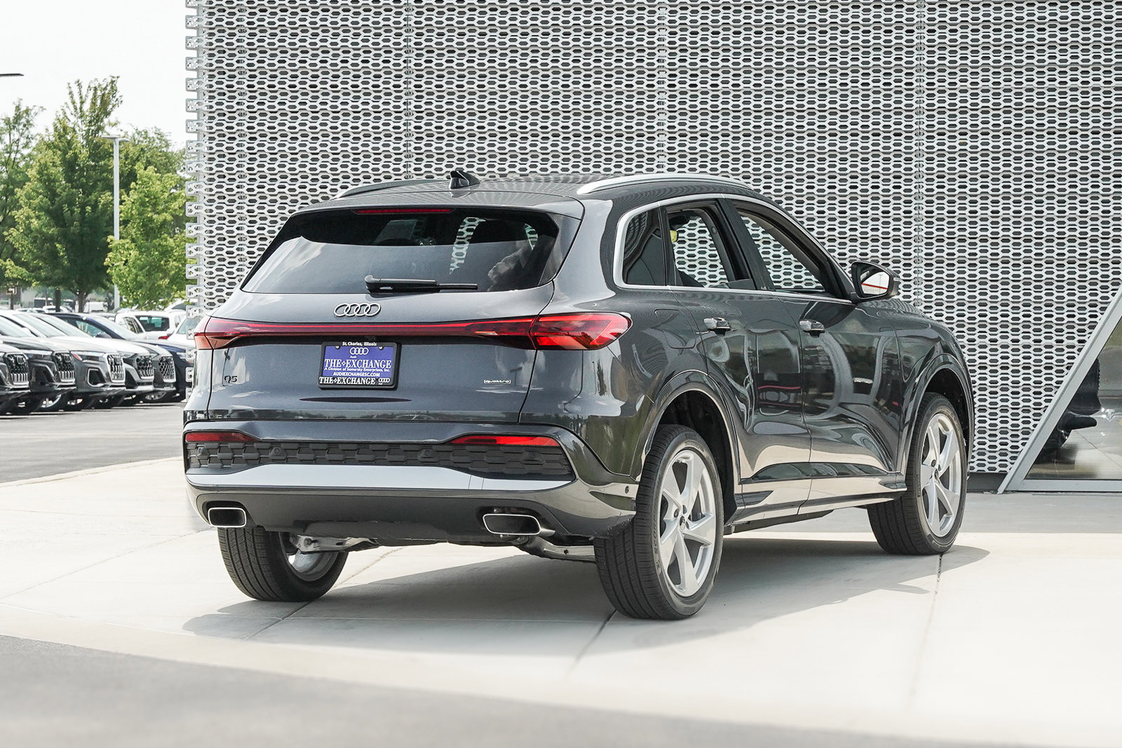 2025 Audi Q5 Premium Plus photo 3