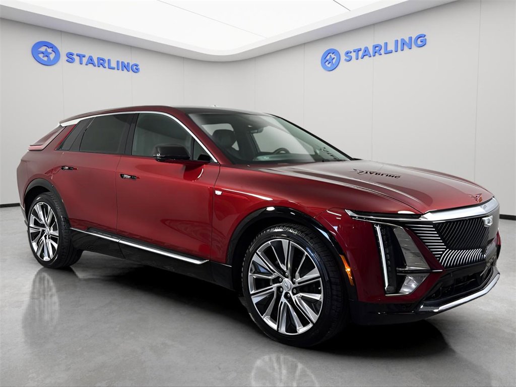 2024 Cadillac Lyriq Luxury photo 13