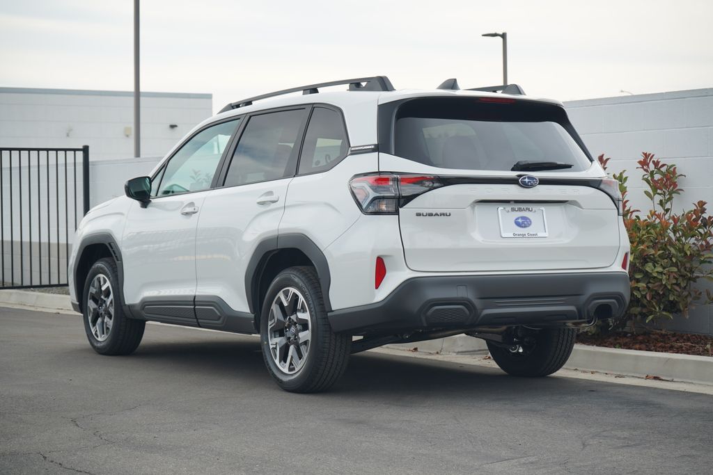 2026 Subaru Forester Premium photo 2