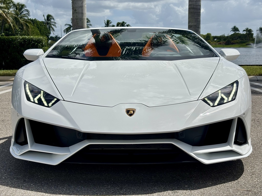 2024 Lamborghini Huracan Evo Base photo 4
