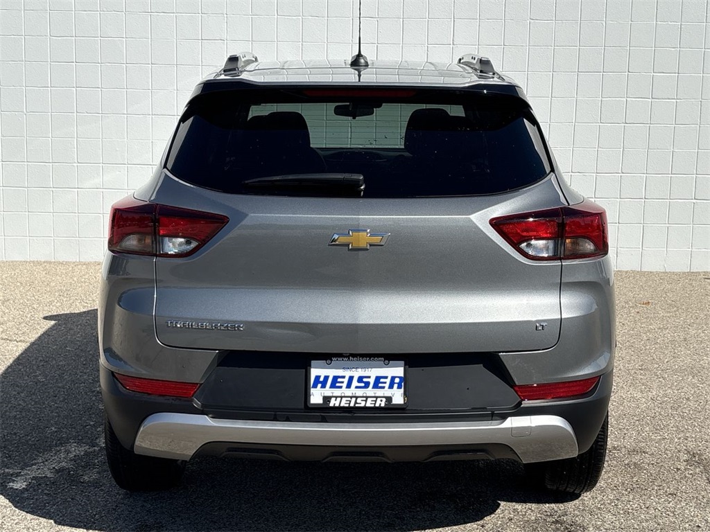 2023 Chevrolet Trailblazer LT photo 12