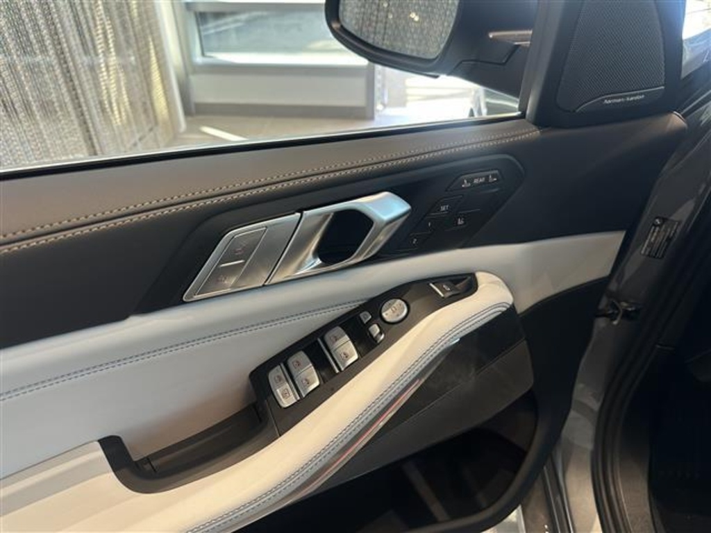 2026 Bmw X7 xDrive40i photo 11