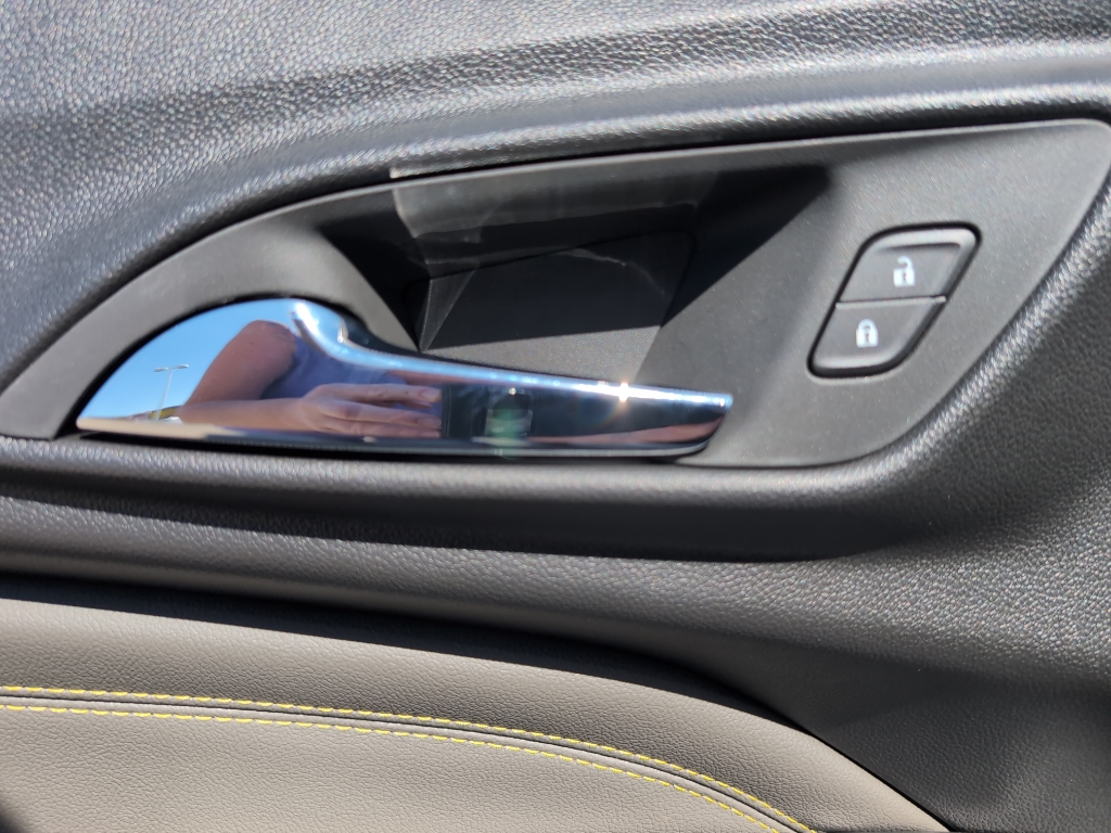 2025 Chevrolet Trax ACTIV photo 19