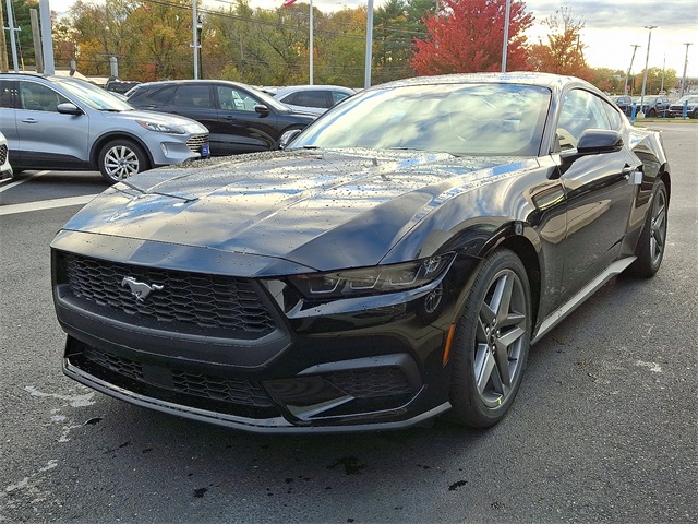 2026 Ford Mustang EcoBoost Premium photo 3