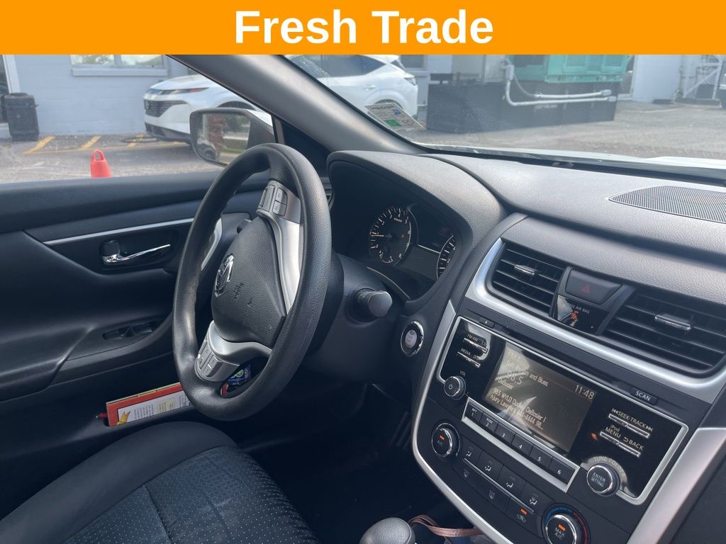 2017 Nissan Altima 2.5 S photo 4