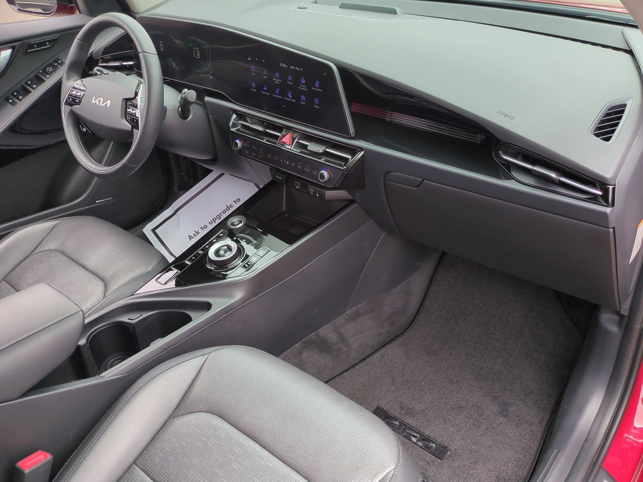 2024 Kia Niro Plug-In Hybrid SX photo 22