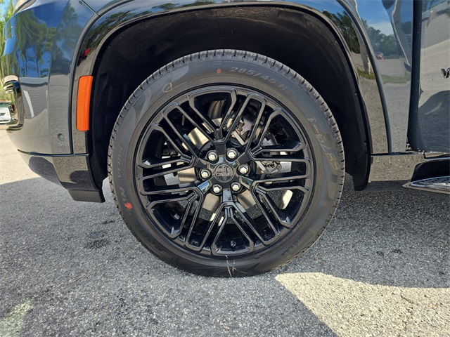 2025 Jeep Wagoneer Series II photo 24