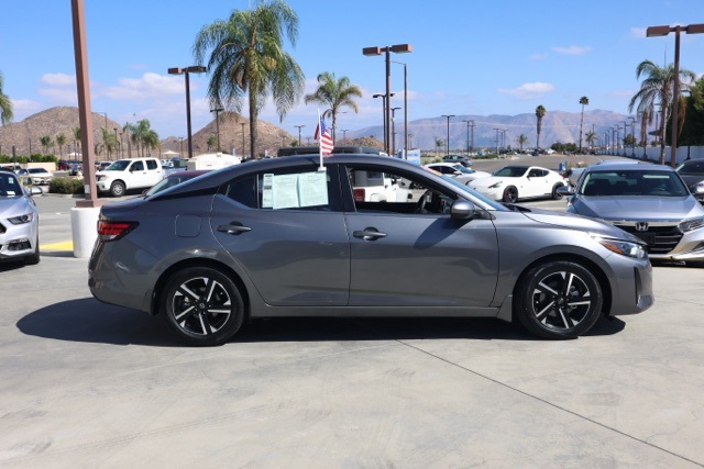 2024 Nissan Sentra SV photo 2