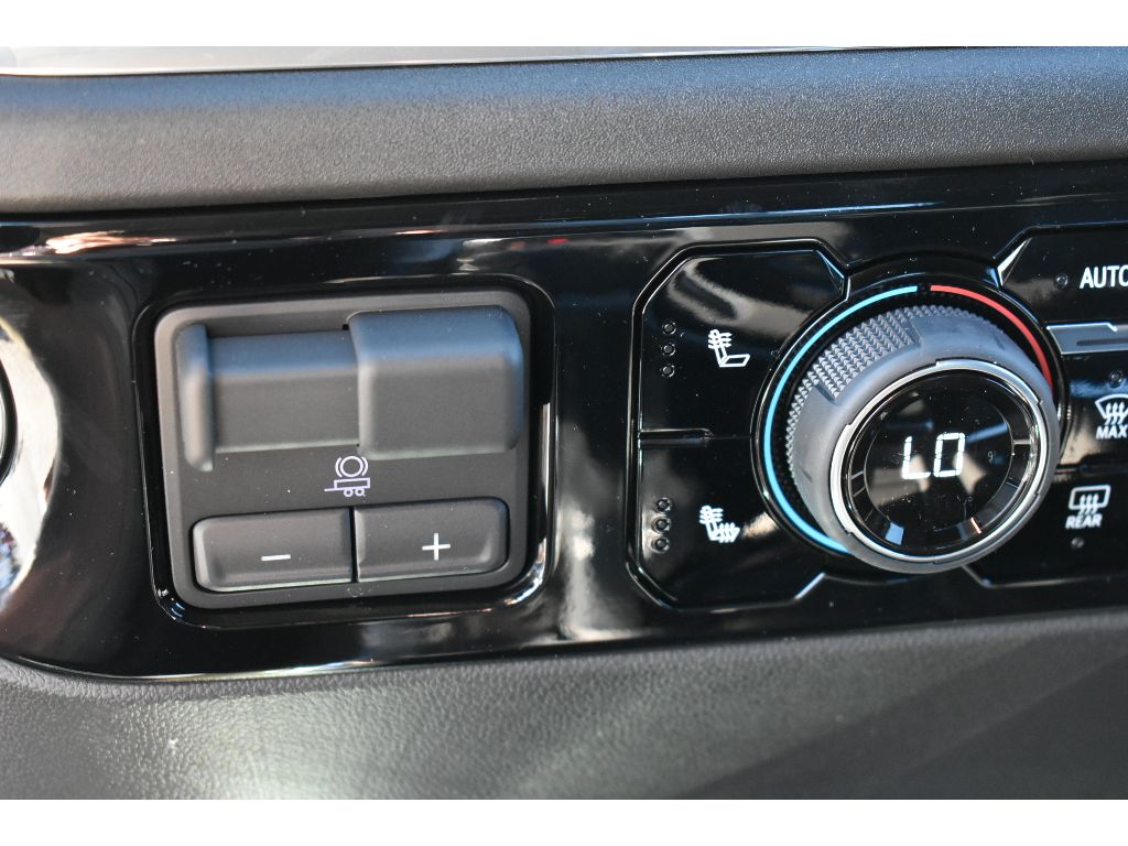 2025 Chevrolet Silverado 1500 RST photo 33